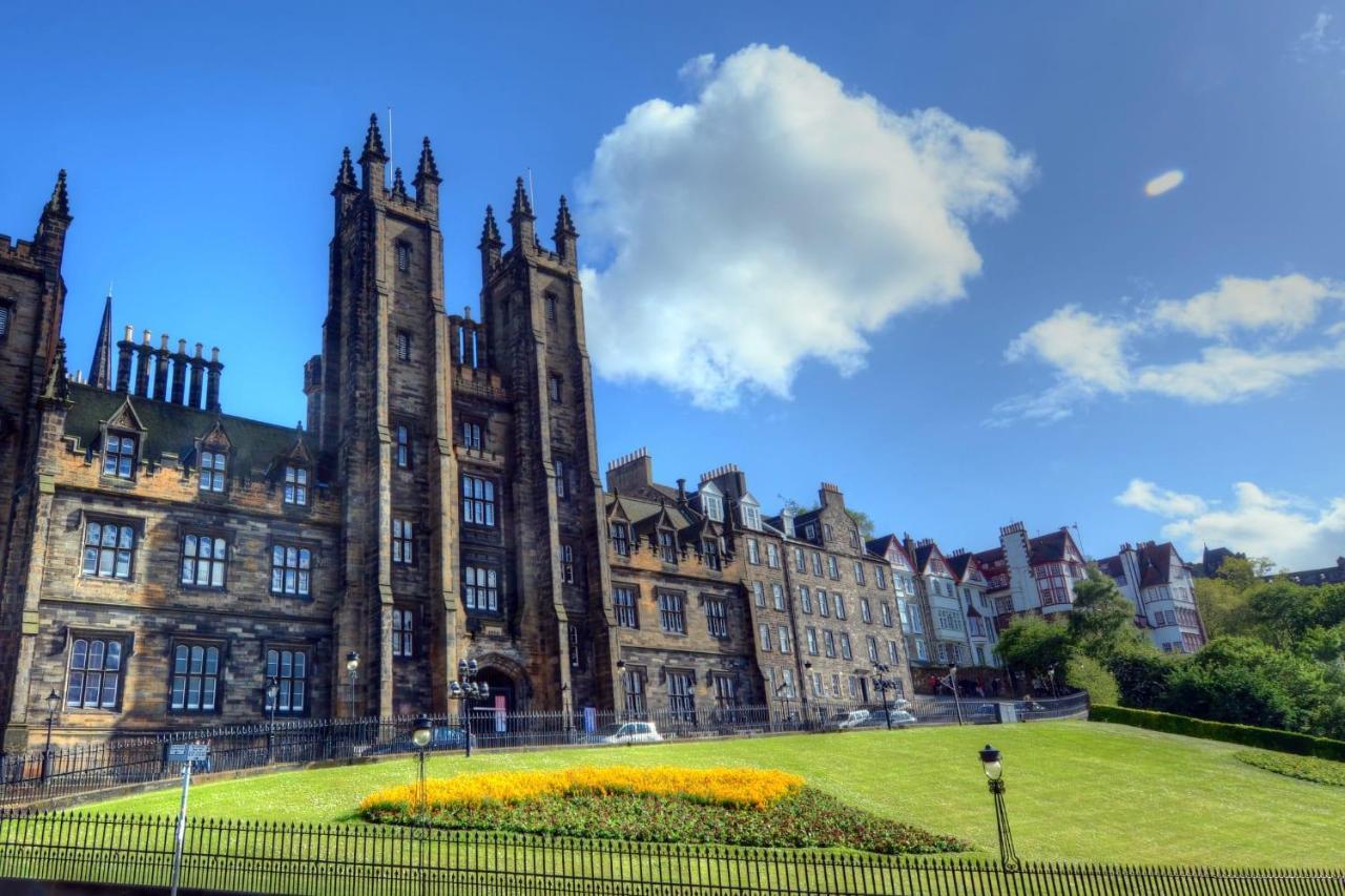 Delightful Ground Floor Double Room With En-Suite Edinburgh Bagian luar foto
