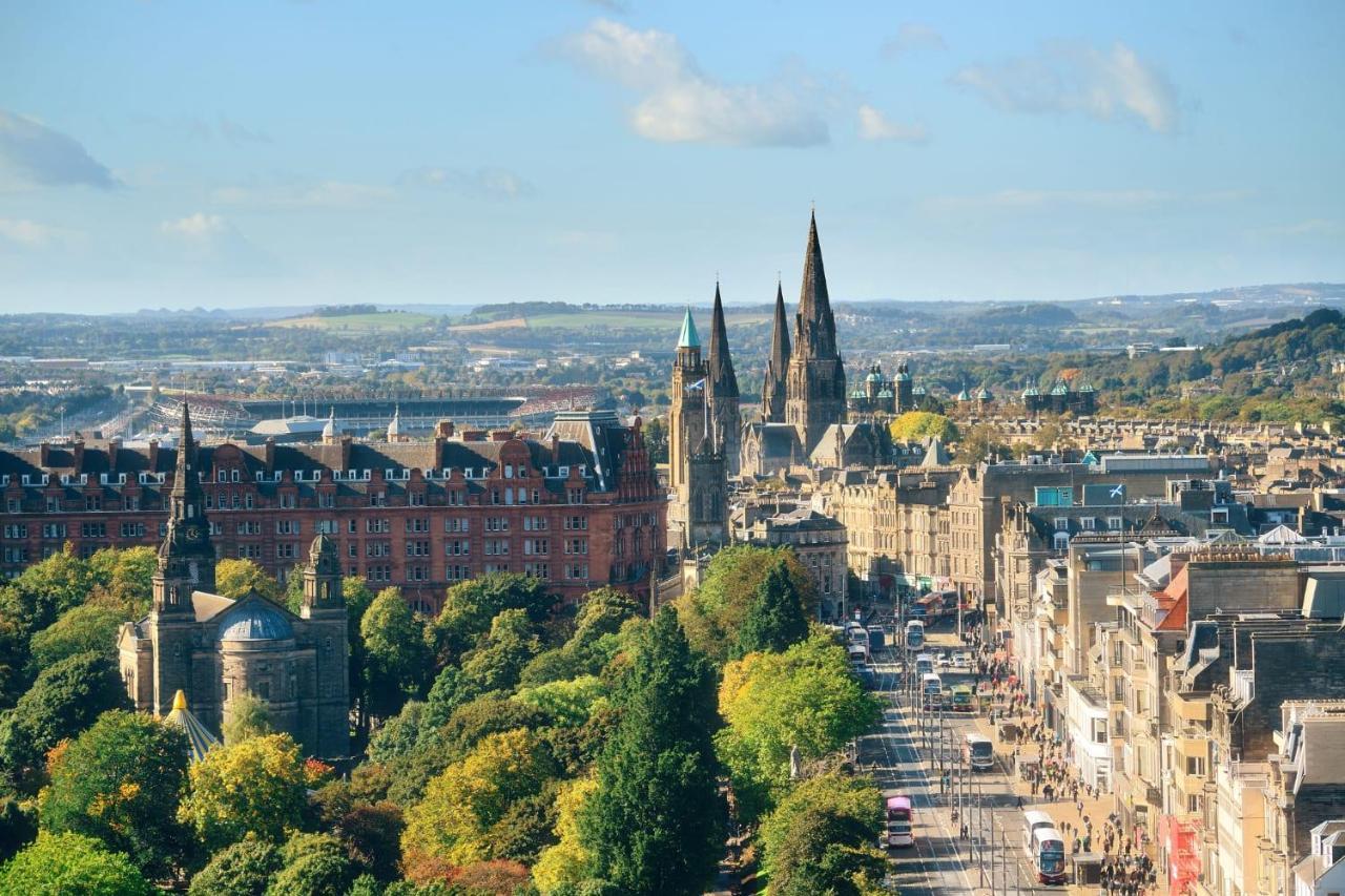 Delightful Ground Floor Double Room With En-Suite Edinburgh Bagian luar foto