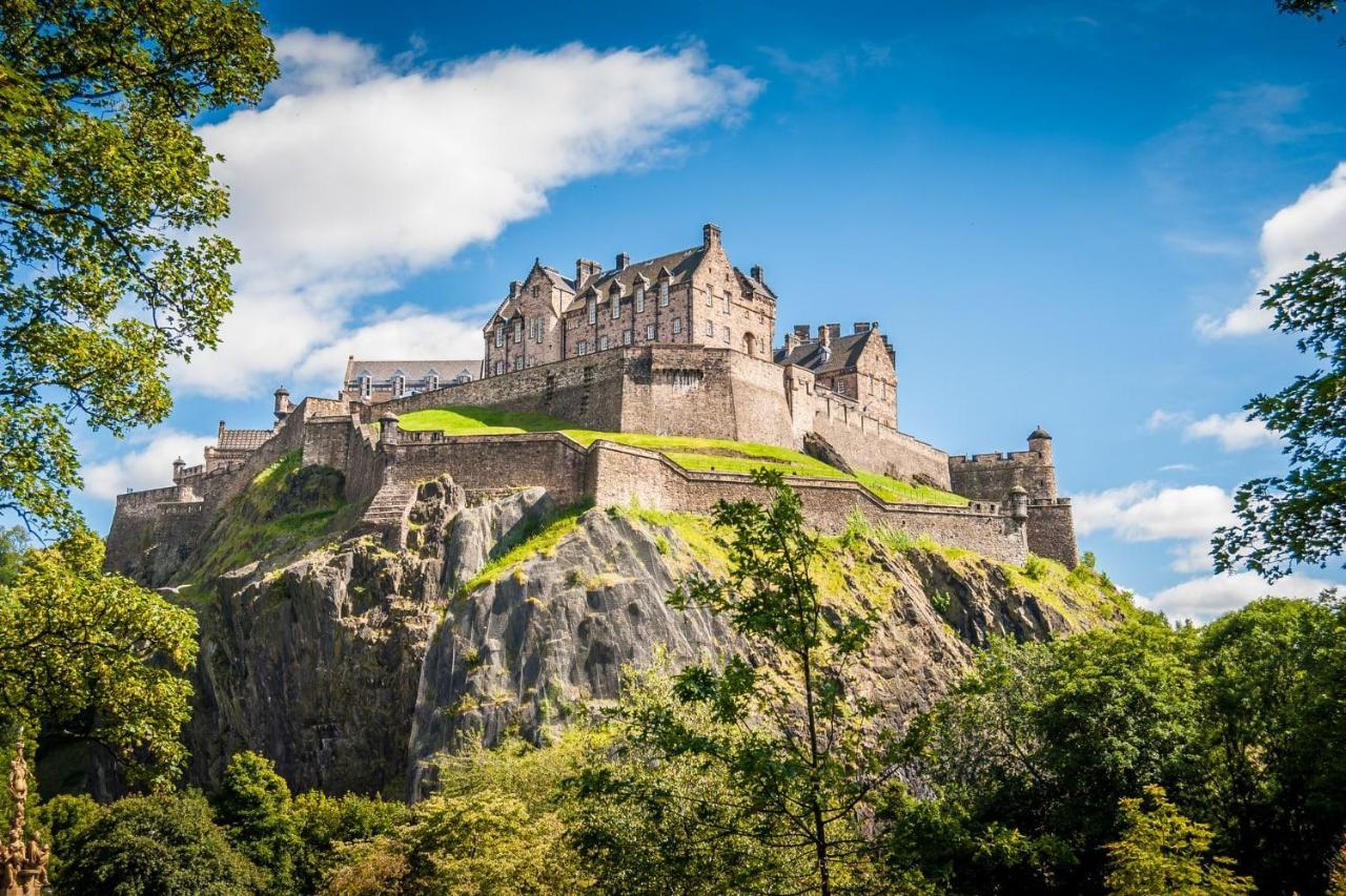 Delightful Ground Floor Double Room With En-Suite Edinburgh Bagian luar foto